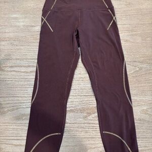 LULULEMON LEGGINGS SIZE 8 MAROON GOLD